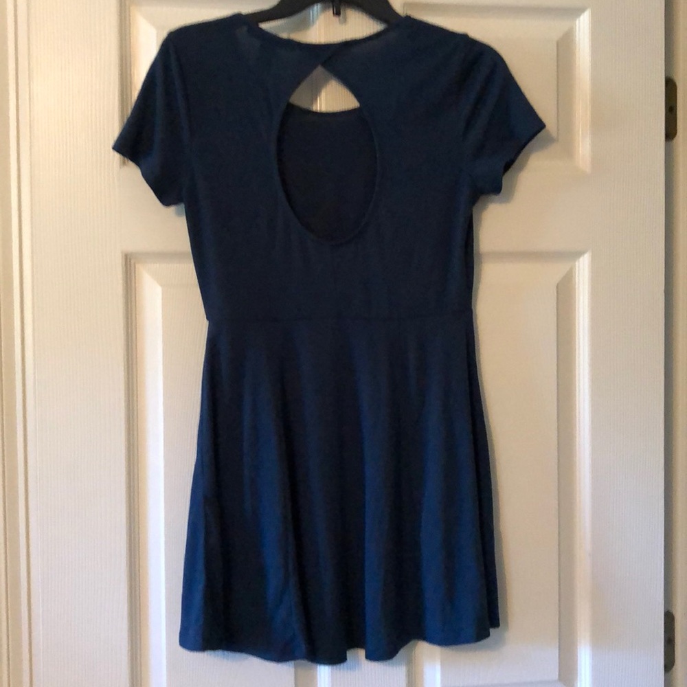 Forever 21 navy dress Sz M - Picture 2 of 4